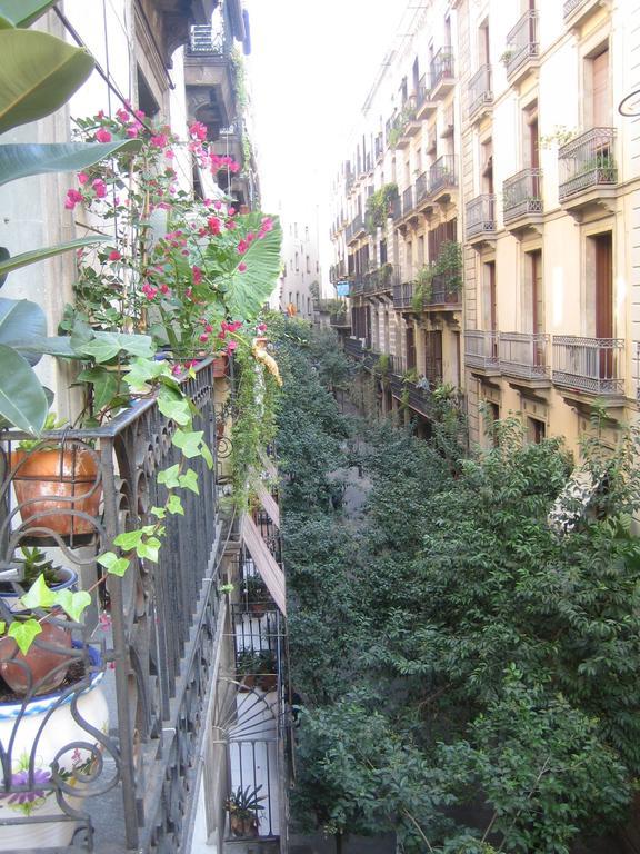 فندق بنسيون ألامار برشلونة المظهر الخارجي الصورة